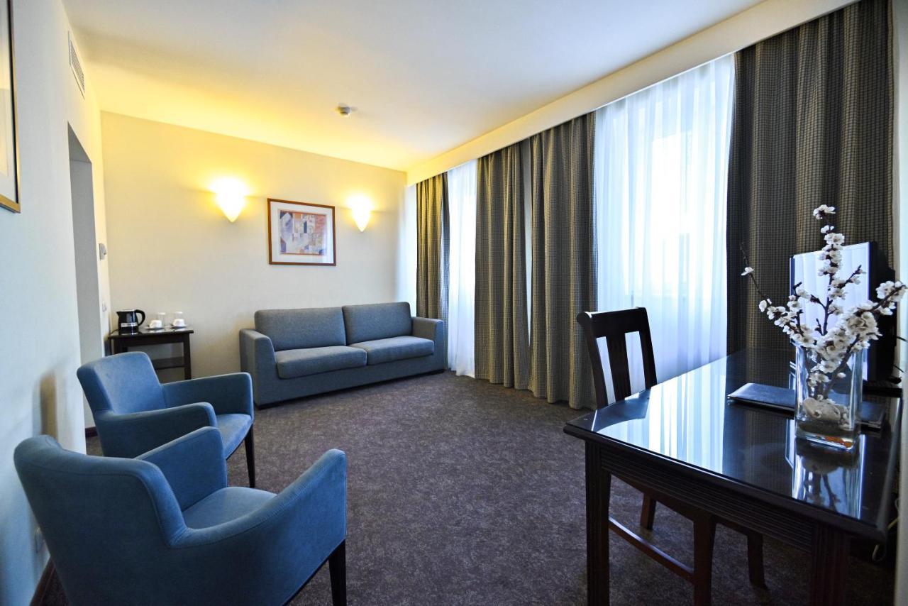 Europe Hotel Yerevan Luaran gambar